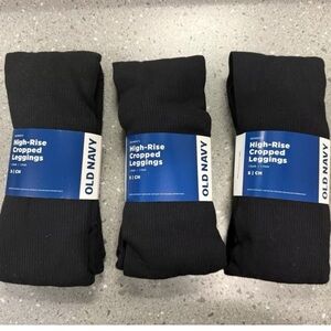 Old Navy Black High-Rise Cropped Leggings